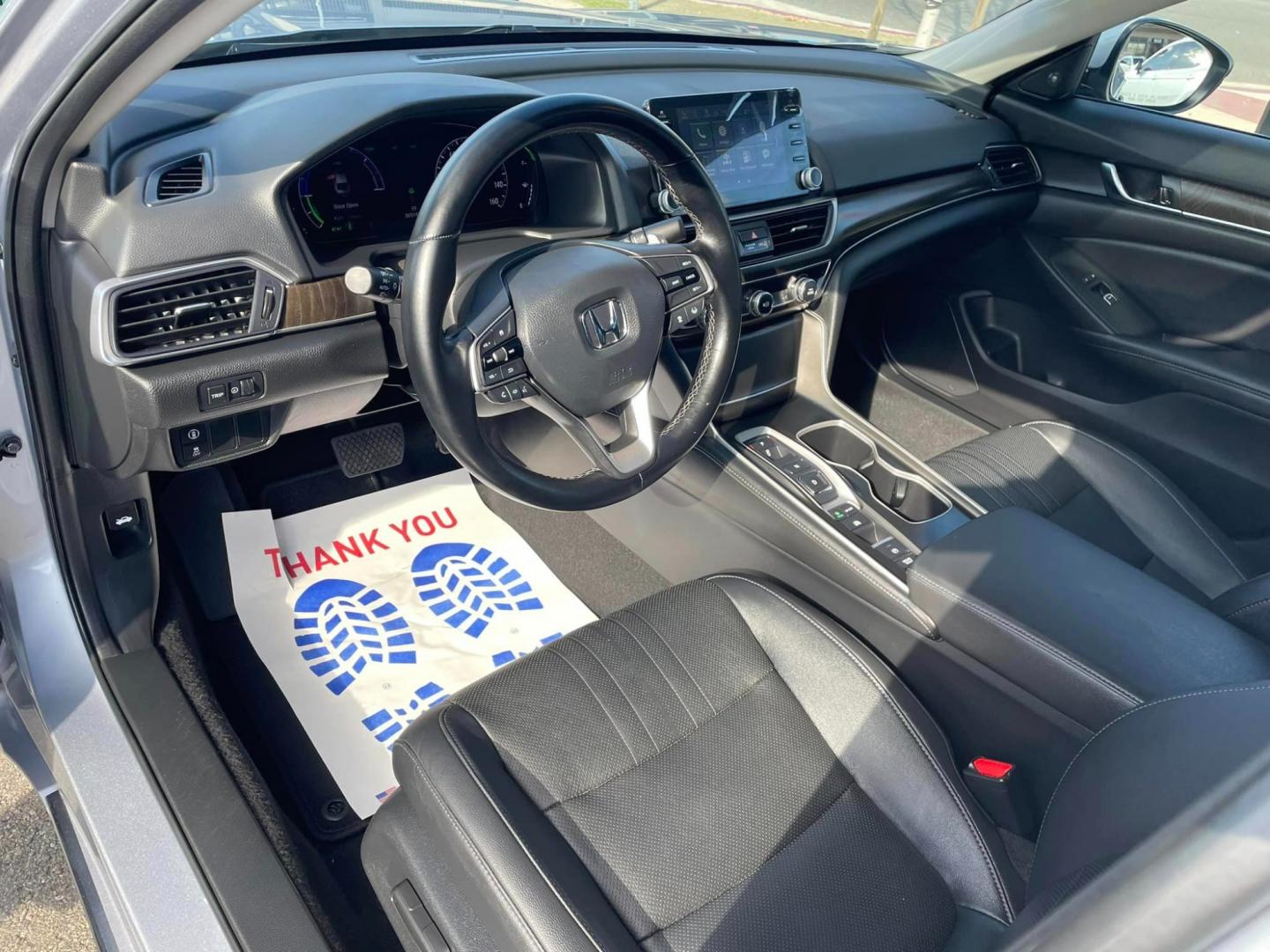 2020 SILVER /BLACK Honda Accord Hybrid EX-L (1HGCV3F53LA) with an 2.0L L4 DOHC 16V HYBRID engine, CVT transmission, located at 744 E Miner Ave, Stockton, CA, 95202, (209) 944-5770, 37.956863, -121.282082 - PLUS TAXES AND FEES - Photo#7